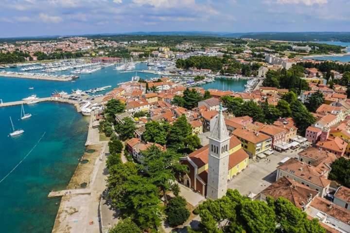 شقة App Carla Novigrad Istria المظهر الخارجي الصورة